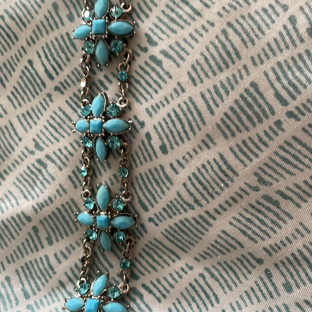 Choker - Picture 2 of 3